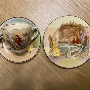 Royal Doulton Illustrated Dinnerware Set with Multicolor Design